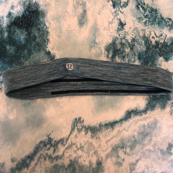 Lulu Lemon Light blue head band - Picture 2 of 2